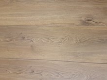 Dark laminate flooring